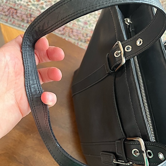 Coach Legacy Hampton large zip topTote Shopper. - Picture 10 of 16